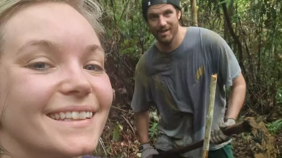 Volontärin Angela Burri im Einsatz auf Borneo