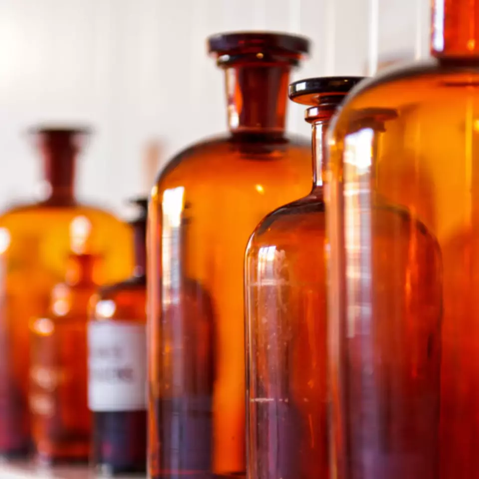 "Flaschen in Apotheke" - Kommerzielle Jagd ist einer der Bedrohungsfaktoren für Malaienbären.