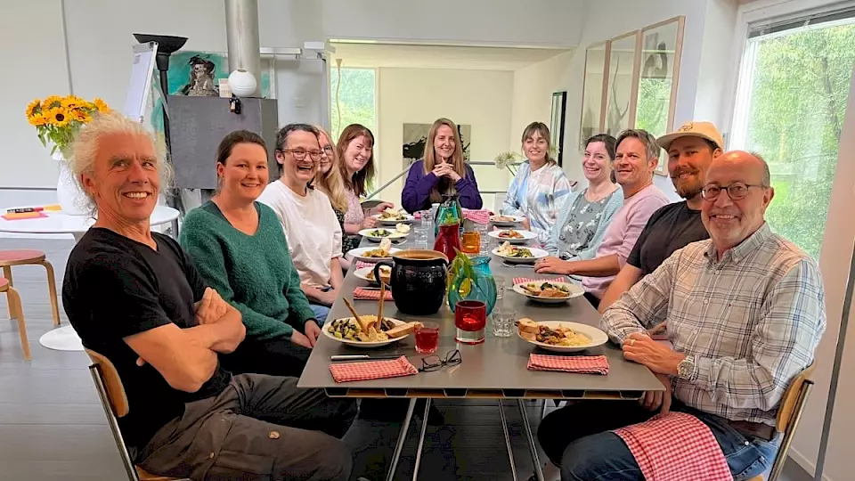 "Gruppenbild BOS Schweiz-Team" - Das Team und der Vorstand von BOS Schweiz setzen sich für den Arten- und Waldschutz auf Borneo ein.